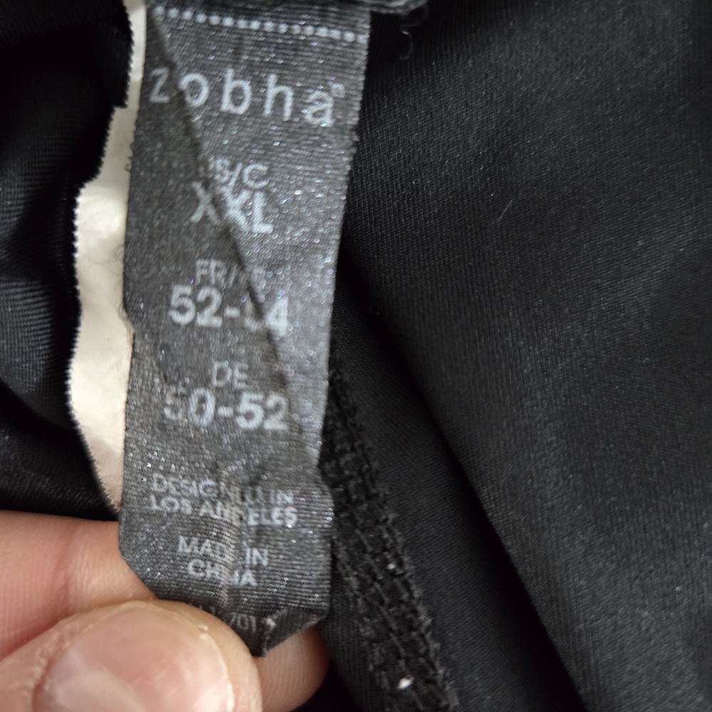 Zobha Black Athletic Pants Cropped